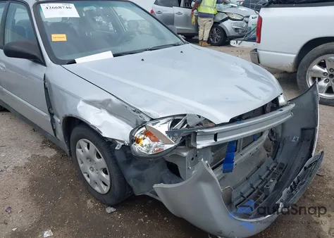 2000 Honda Civic Value Package из США, поврежденный, VIN 2HGEJ6616YH533503